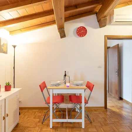 Lovely Suite-hosted By Sweetstay Διαμέρισμα